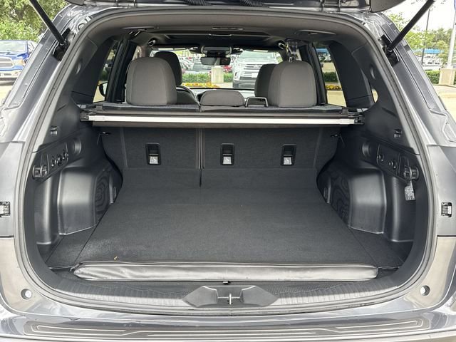 Certified 2025 Subaru Forester Premium AWD/4WD image 13