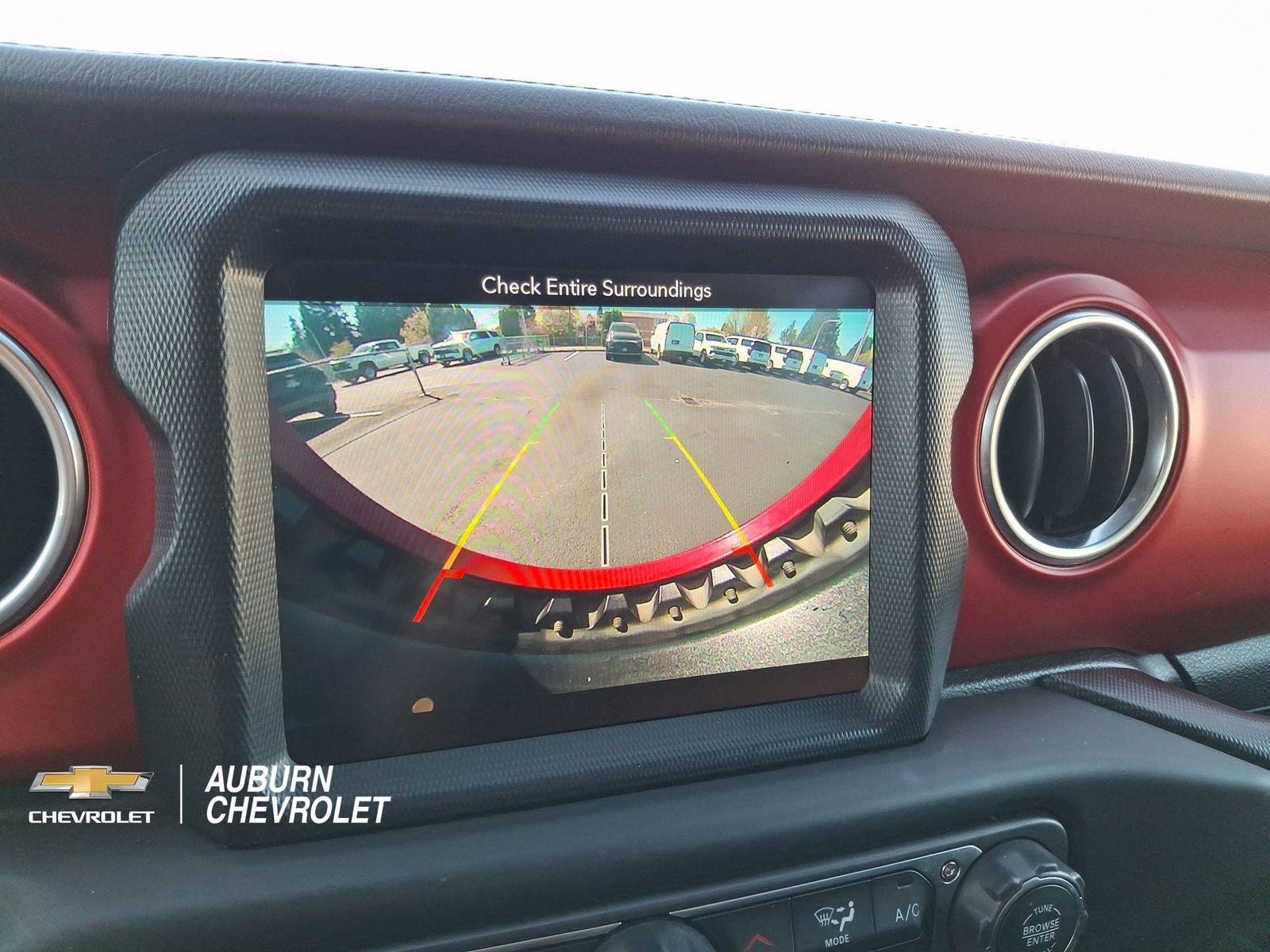 Used 2018 Jeep Wrangler Unlimited Rubicon image 16