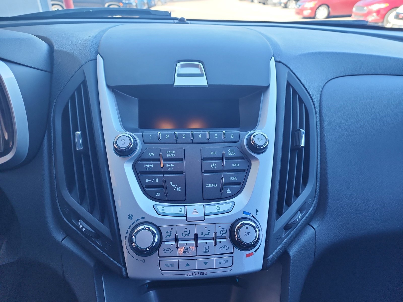 Used 2015 Chevrolet Equinox LS image 12