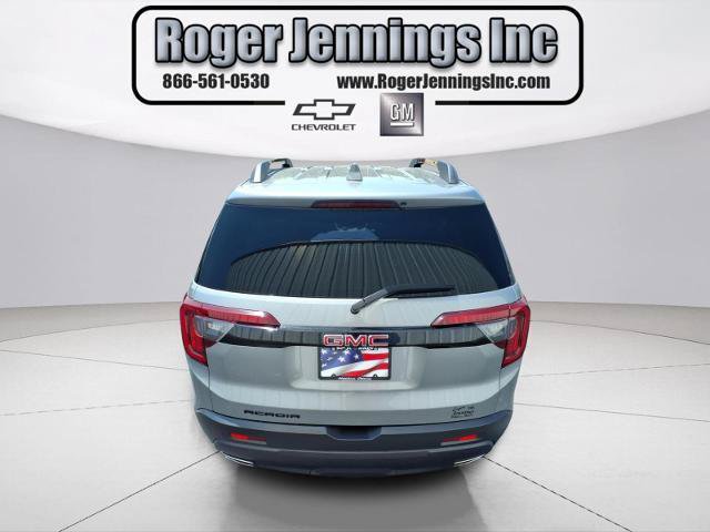 Used 2023 GMC Acadia SLT w/ Elevation Edition FWD image 4