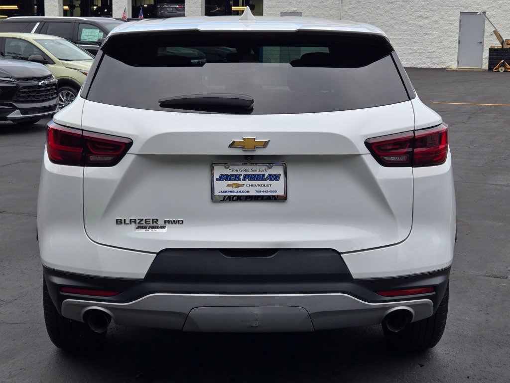 Certified 2023 Chevrolet Blazer LT AWD/4WD image 12