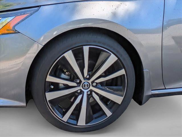 Used 2020 Nissan Altima 2.5 SR w/ Premium Package image 14