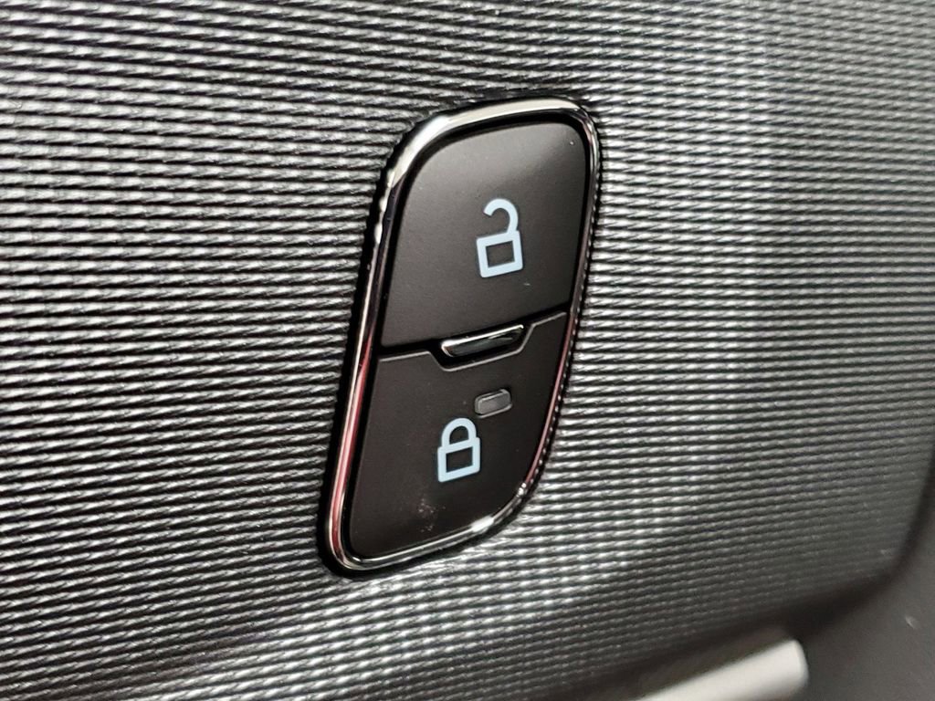 New 2026 Ford Explorer ST-Line AWD/4WD image 27