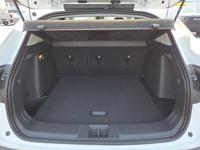 New 2026 Chevrolet Trax LT w/ LT Convenience Package FWD image 15