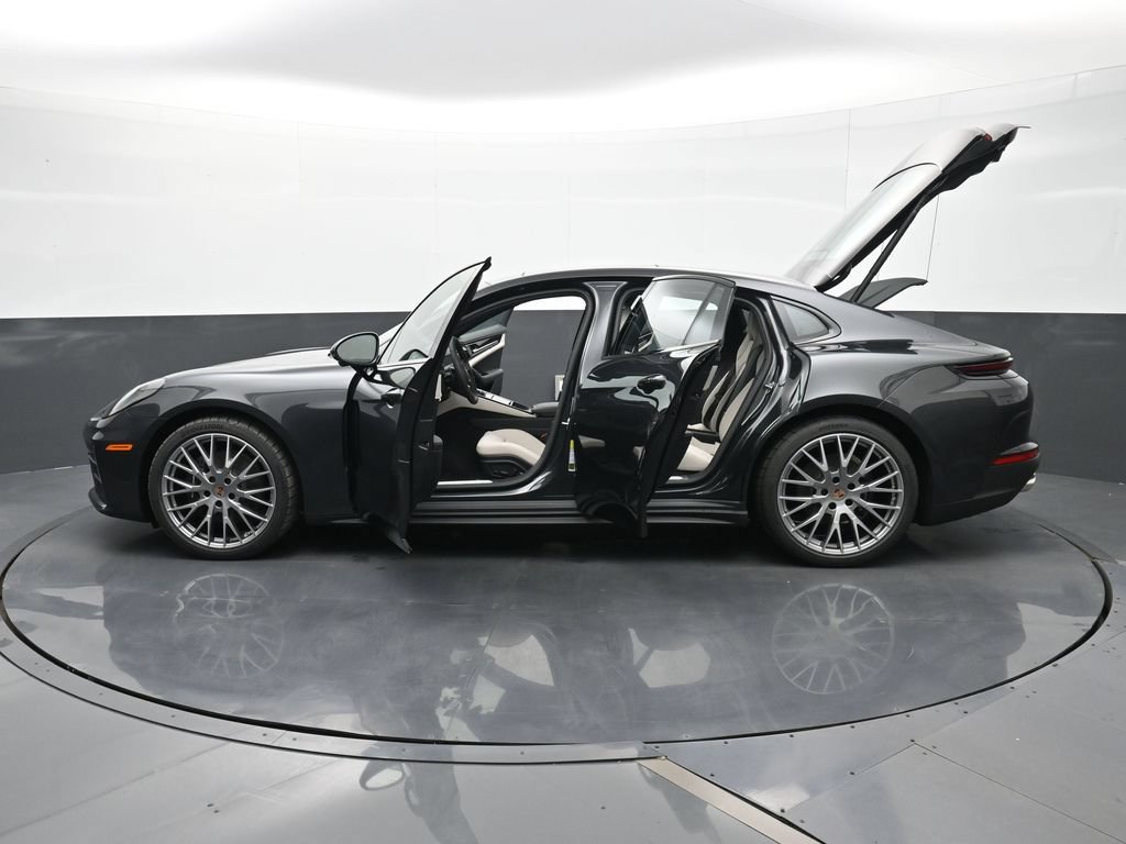 Certified 2026 Porsche Panamera 4 AWD/4WD image 30