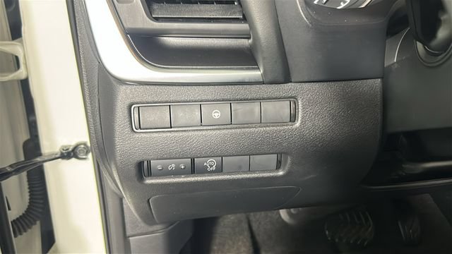 Used 2023 Nissan Rogue SV AWD/4WD image 19
