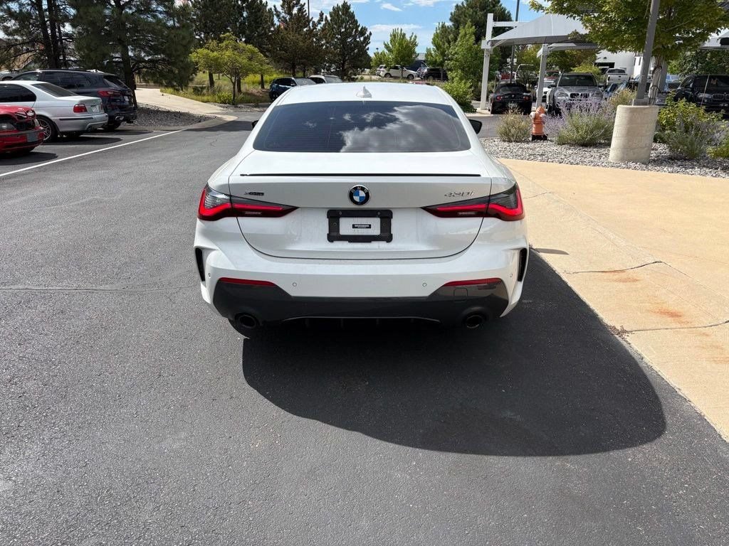 Used 2023 BMW 430i xDrive Coupe w/ M Sport Package AWD/4WD image 6