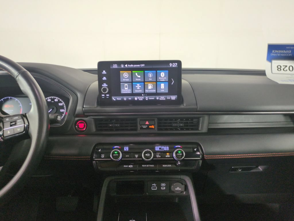 Certified 2023 Honda Pilot TrailSport image 22