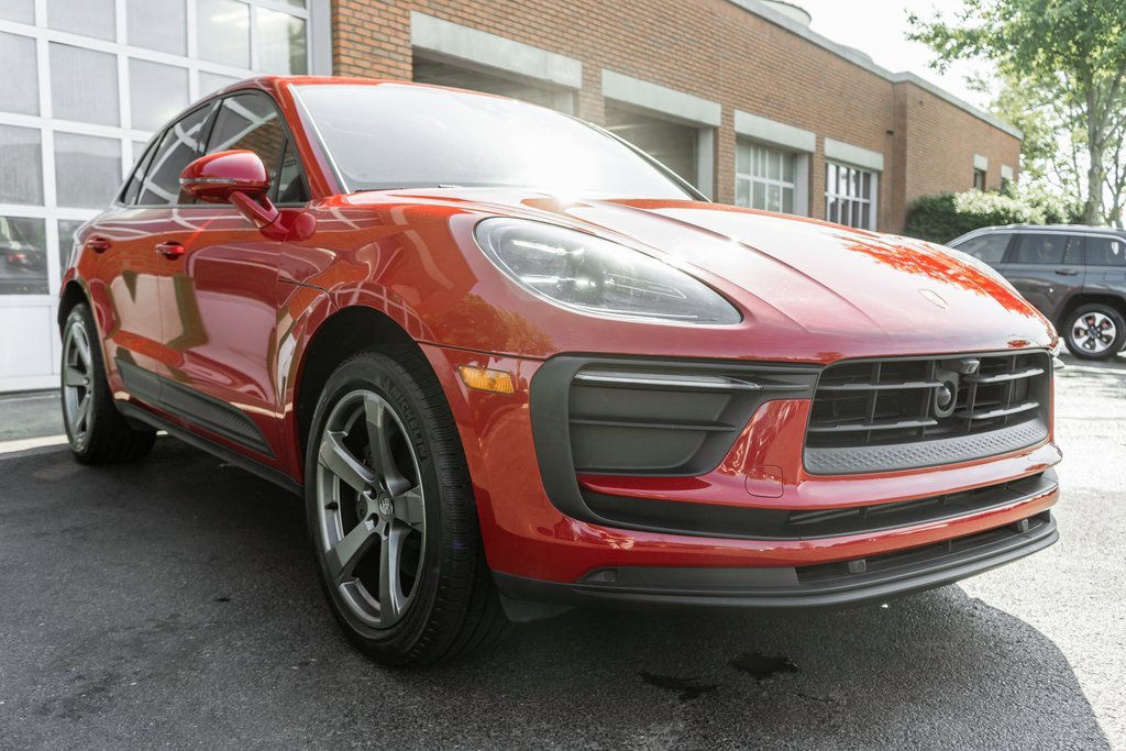 Used 2023 Porsche Macan image 5
