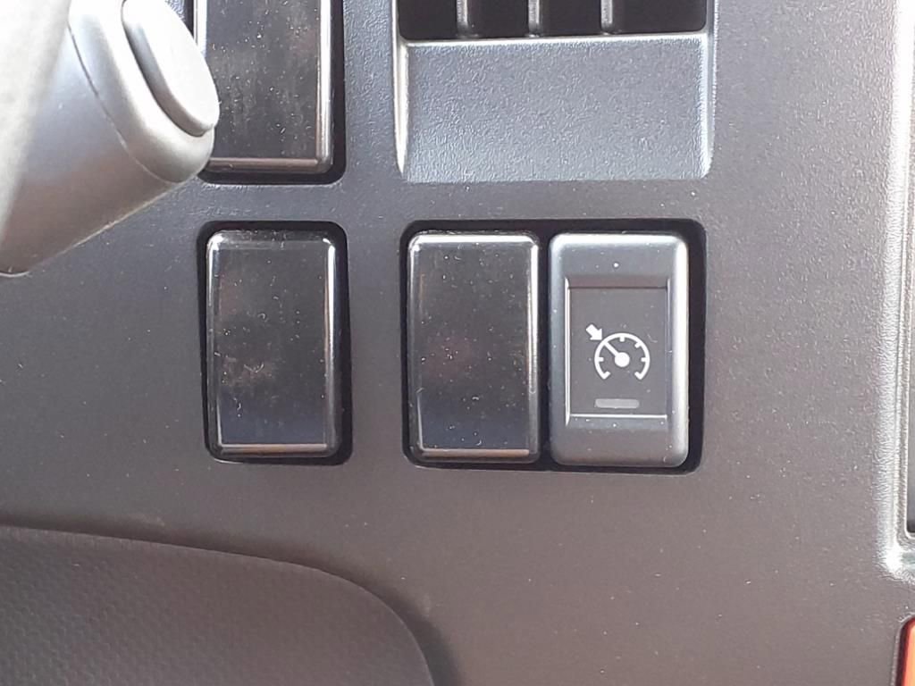 New 2025 Chevrolet Low Cab Forward 5500XG RWD image 11