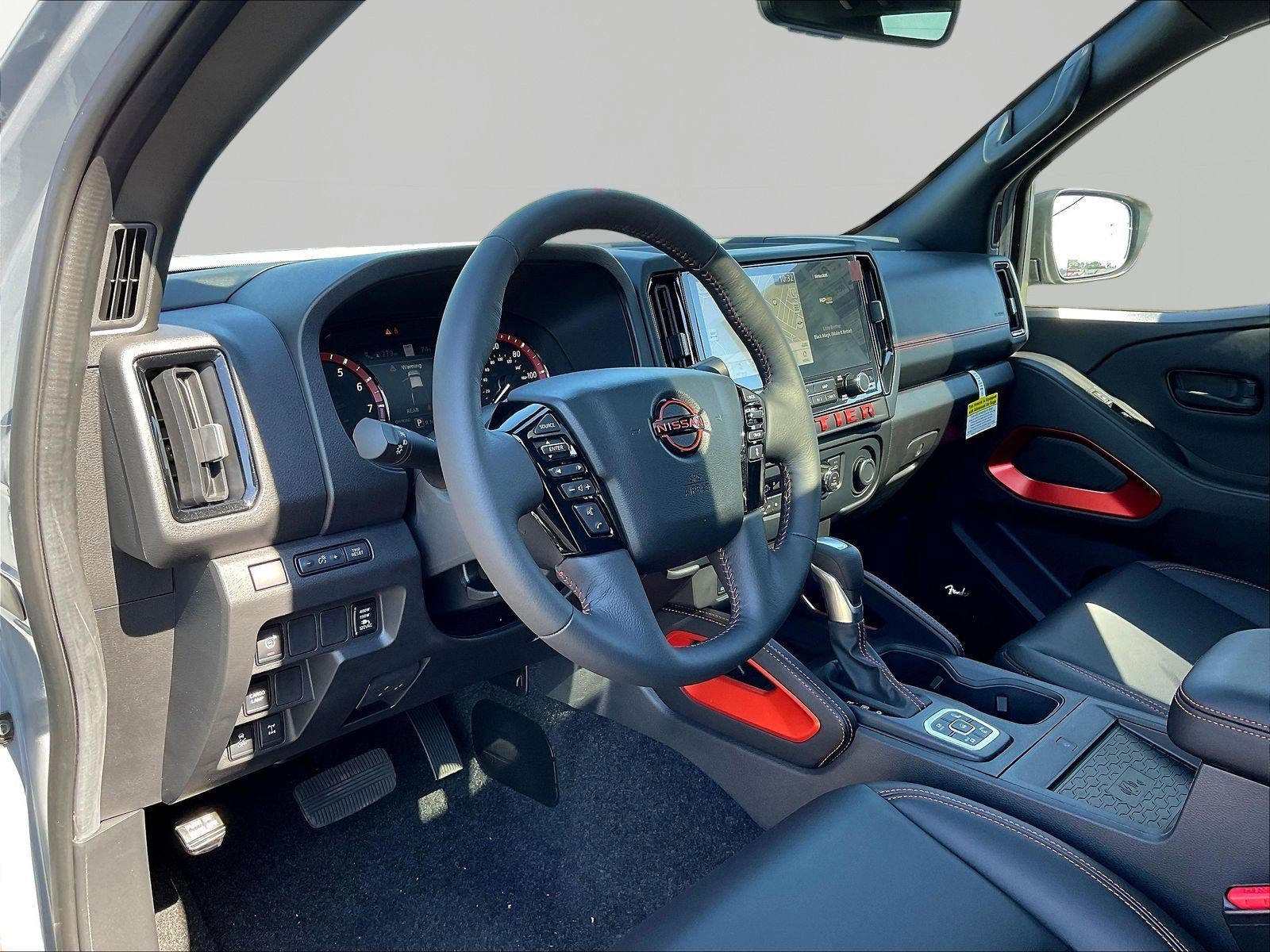 New 2026 Nissan Frontier PRO-4X w/ Pro Premium Package AWD/4WD image 15