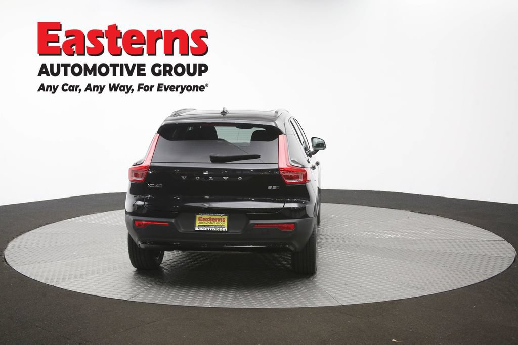 Used 2024 Volvo XC40 B5 Core AWD/4WD image 38