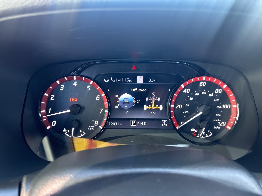 Used 2023 Nissan Frontier PRO-4X w/ Pro Convenience Package AWD/4WD image 18
