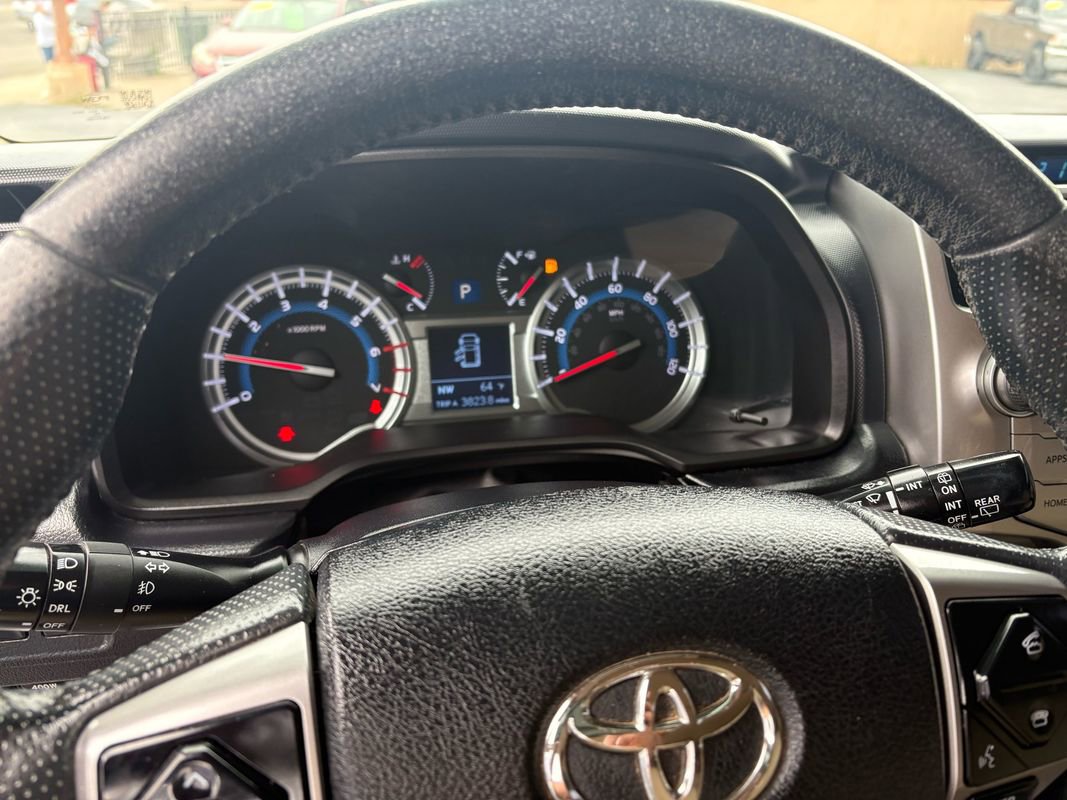 Used 2015 Toyota 4Runner SR5 Premium AWD/4WD image 19