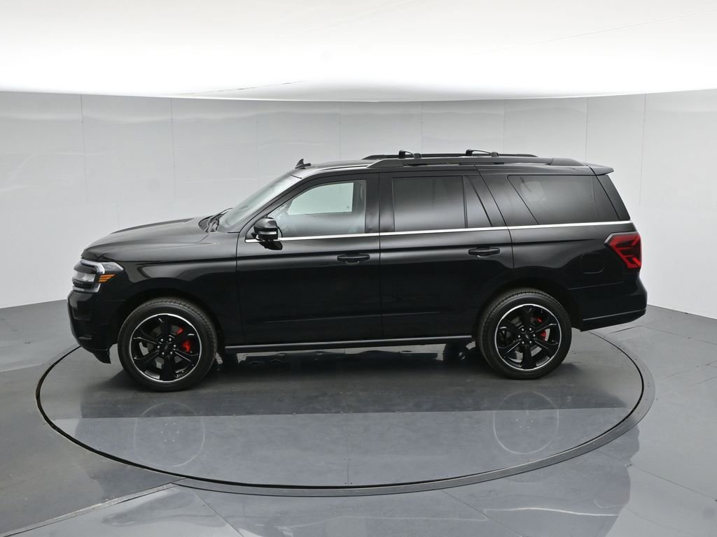 Certified 2023 Ford Expedition Limited image 40