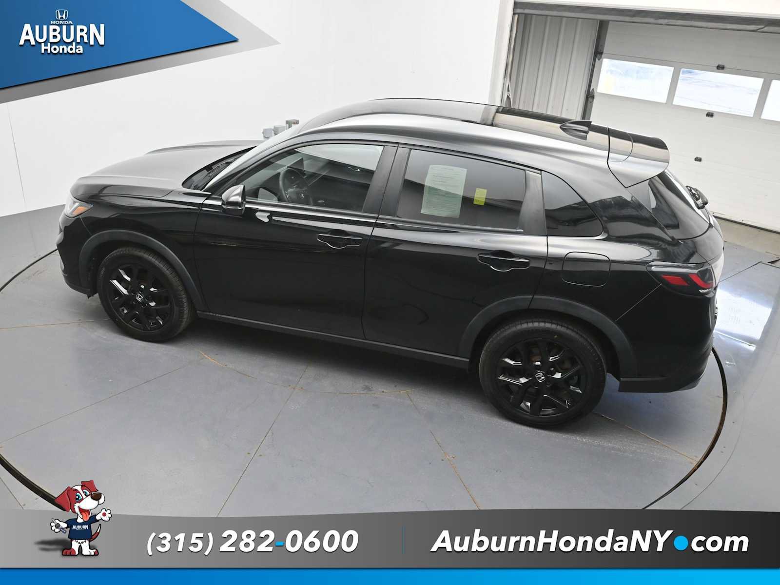 Used 2024 Honda HR-V Sport image 30