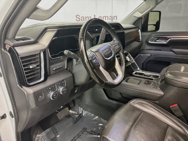 Used 2024 GMC Sierra 3500 Denali w/ Technology Package AWD/4WD image 9