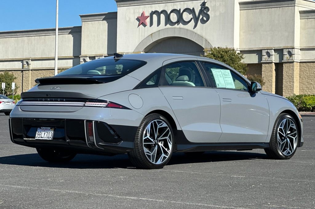 Used 2023 Hyundai Ioniq 6 SEL AWD/4WD image 4