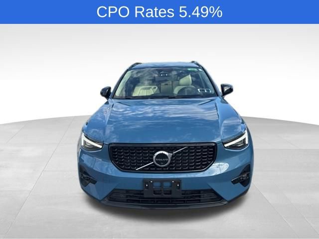 Certified 2023 Volvo XC40 B5 Ultimate w/ Protection Package Premier AWD/4WD image 25
