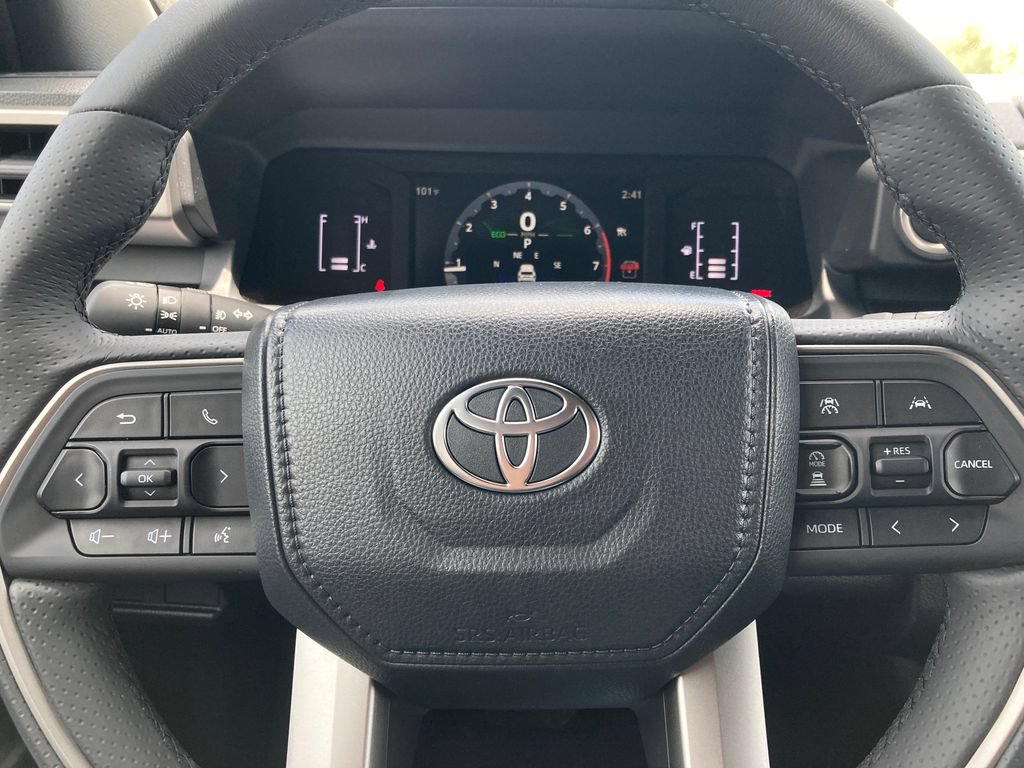 New 2026 Toyota 4Runner SR5 AWD/4WD image 17