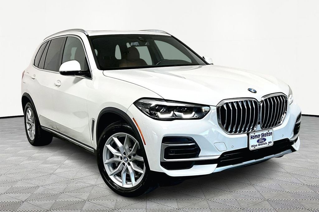 Used 2023 BMW X5 xDrive40i w/ Premium Package image 1