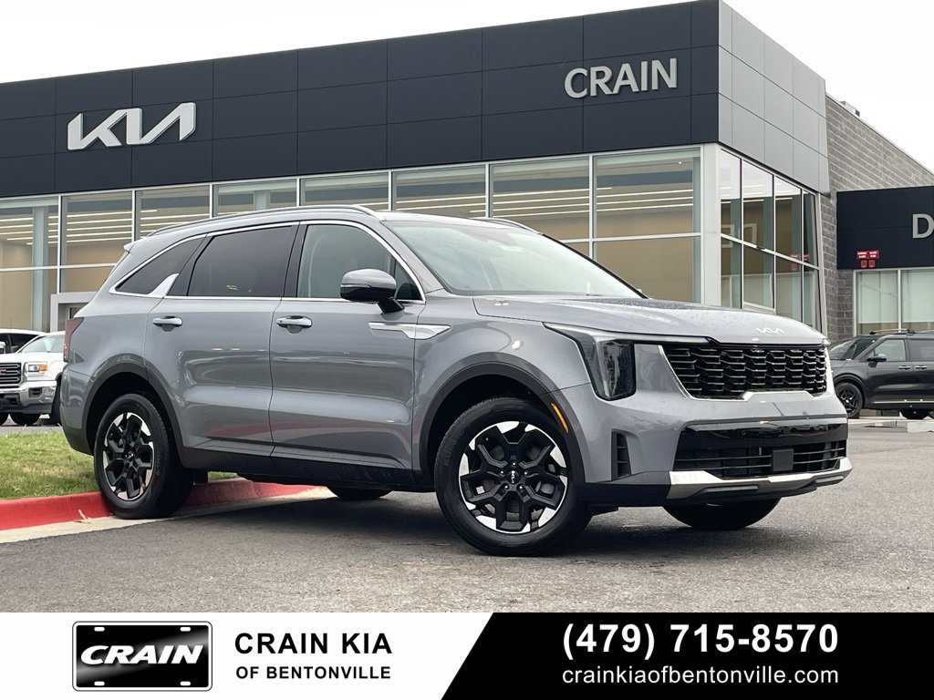 New 2025 Kia Sorento S