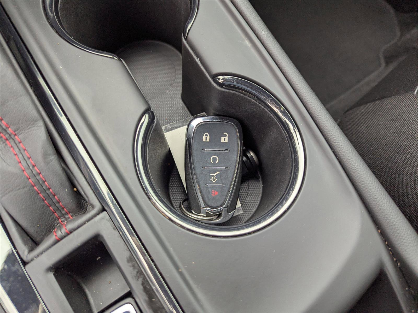 Used 2023 Chevrolet Equinox RS w/ RS Leather Package image 23