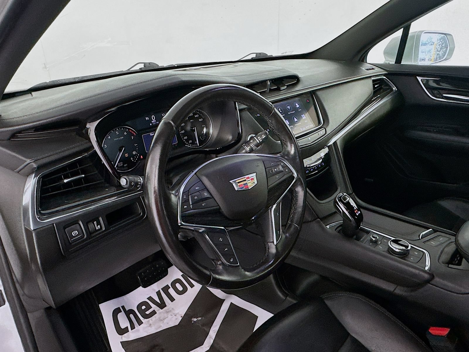 Used 2020 Cadillac XT5 Premium Luxury FWD image 9