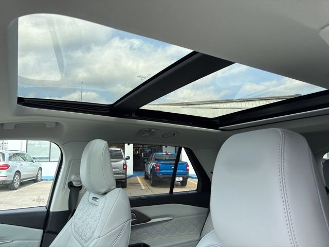 Used 2025 Ford Explorer Platinum w/ Ultimate Package image 46