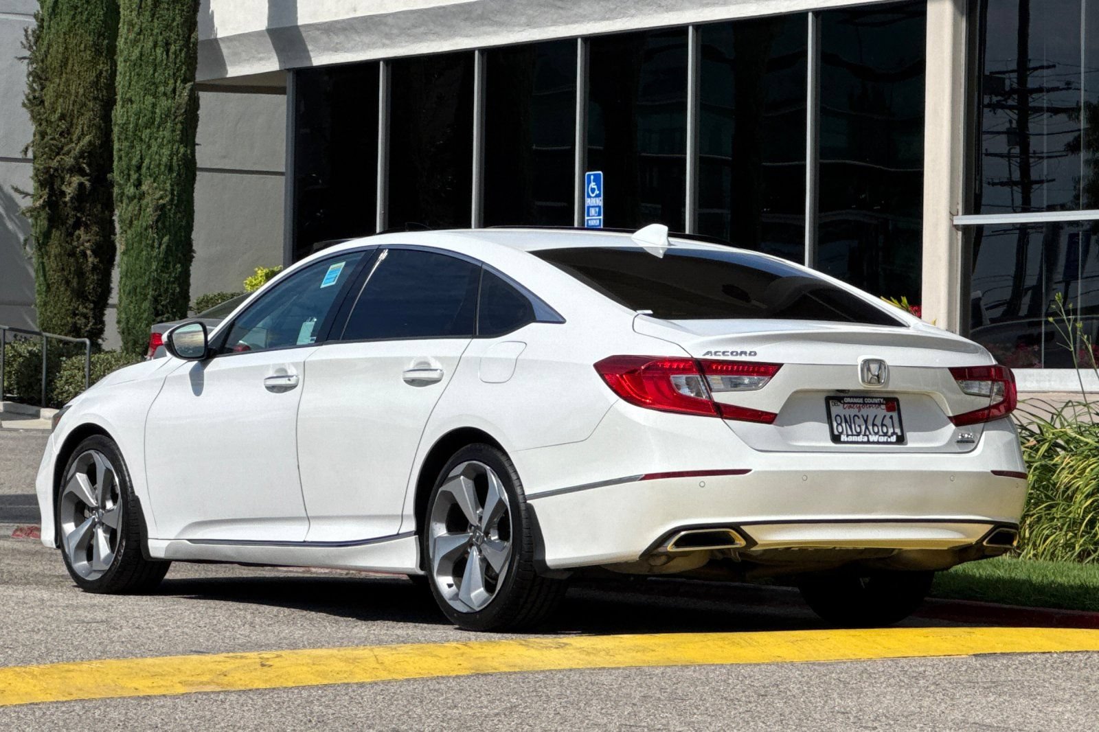 Certified 2020 Honda Accord Touring image 6