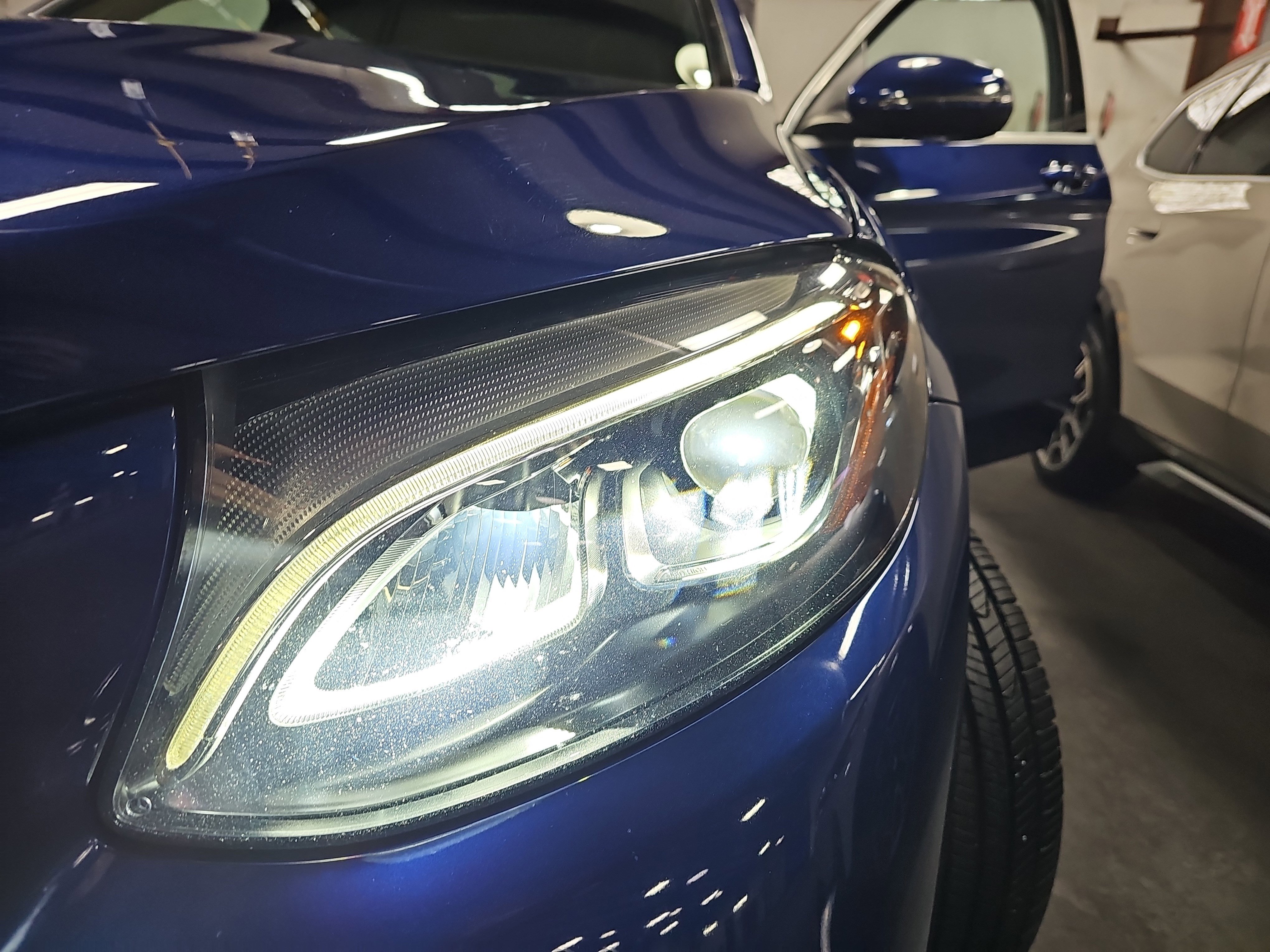 Used 2018 Mercedes-Benz GLC 300 4MATIC image 33