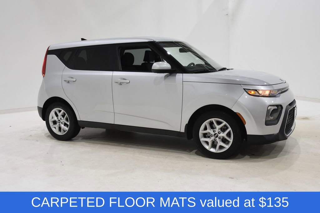 Used 2021 Kia Soul S image 3
