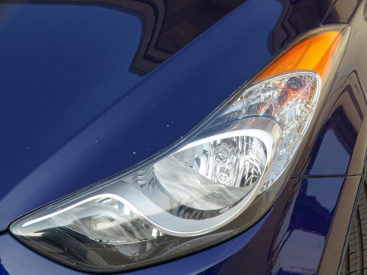 Used 2013 Hyundai Elantra GLS FWD image 30