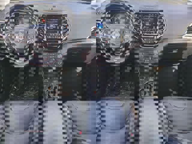 Used 2021 Jeep Cherokee Limited w/ Trailer Tow Group image 15