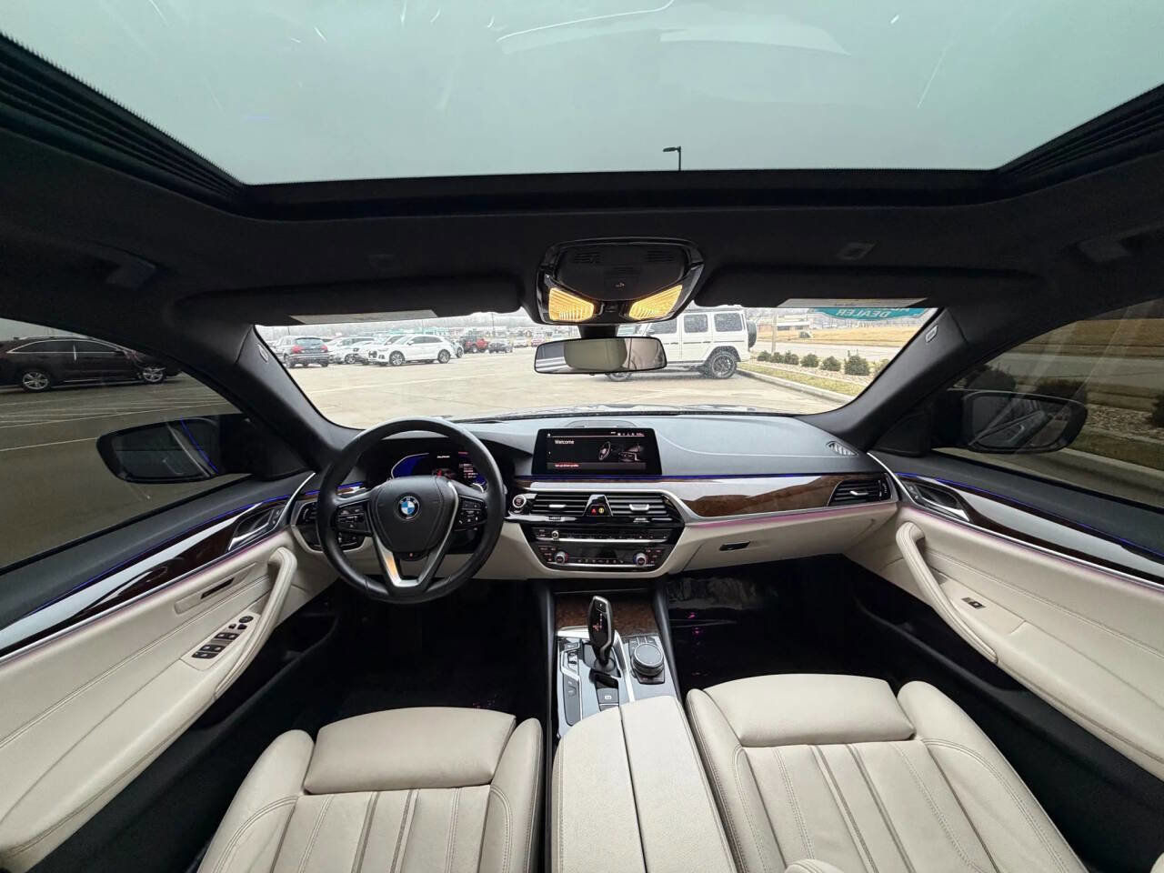 Used 2020 BMW 540i xDrive w/ Premium Package image 11