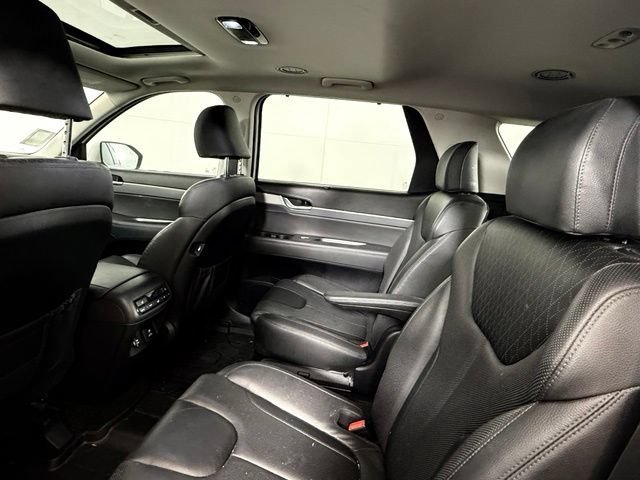 Used 2022 Hyundai Palisade SEL w/ Premium Package FWD image 24