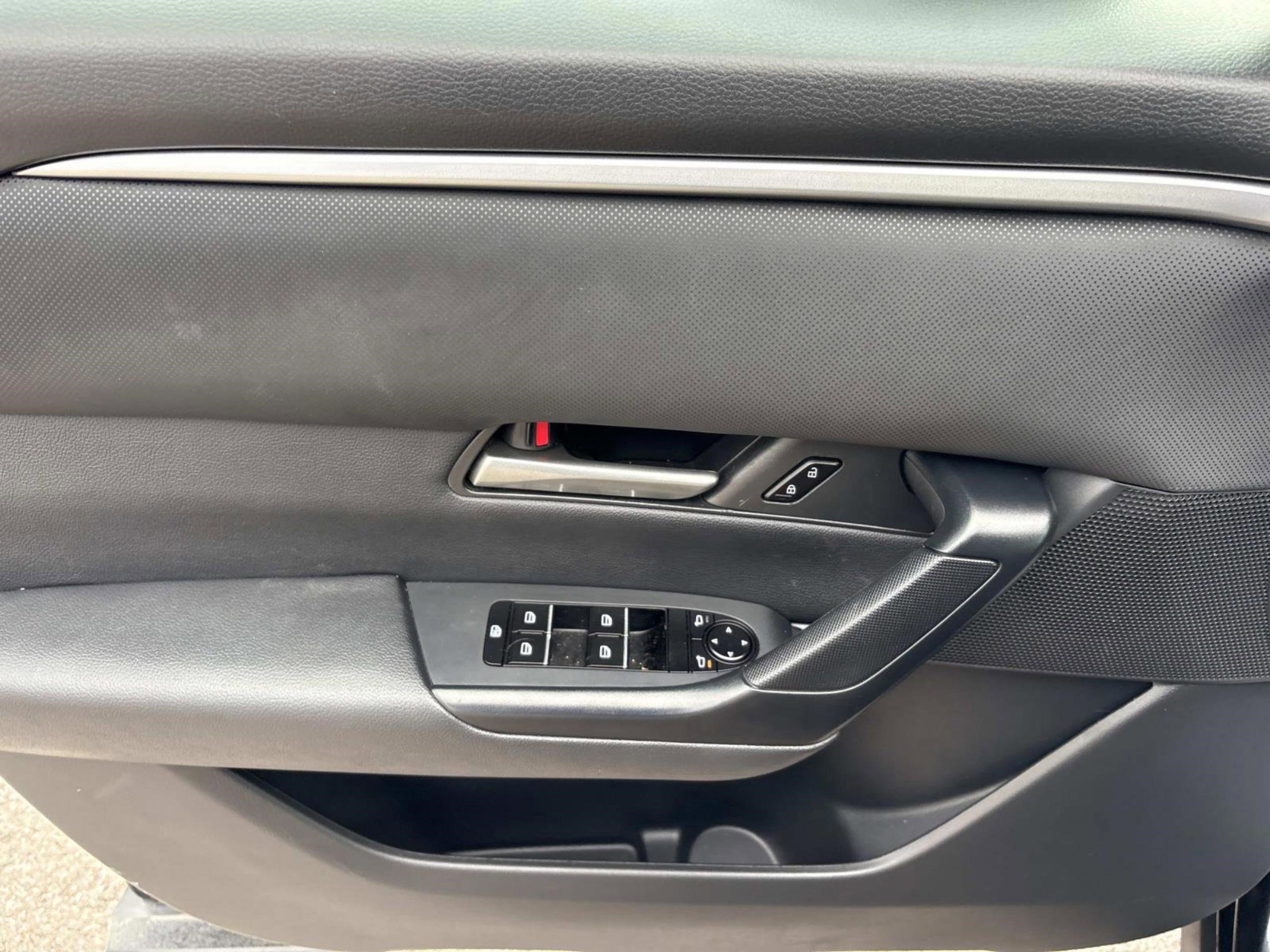 Used 2024 MAZDA CX-50 AWD 2.5 S w/ Preferred Package image 25