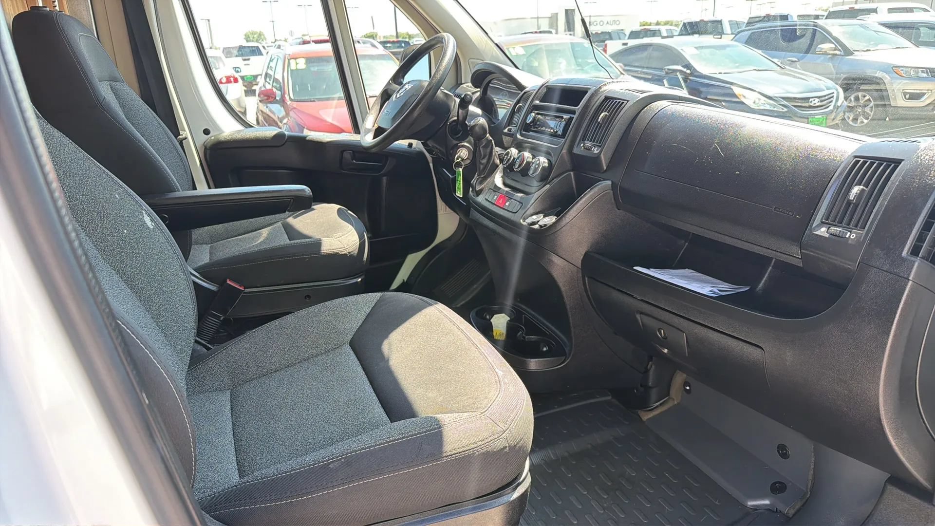 Used 2016 RAM ProMaster 2500 w/ Interior Convenience Group FWD image 11