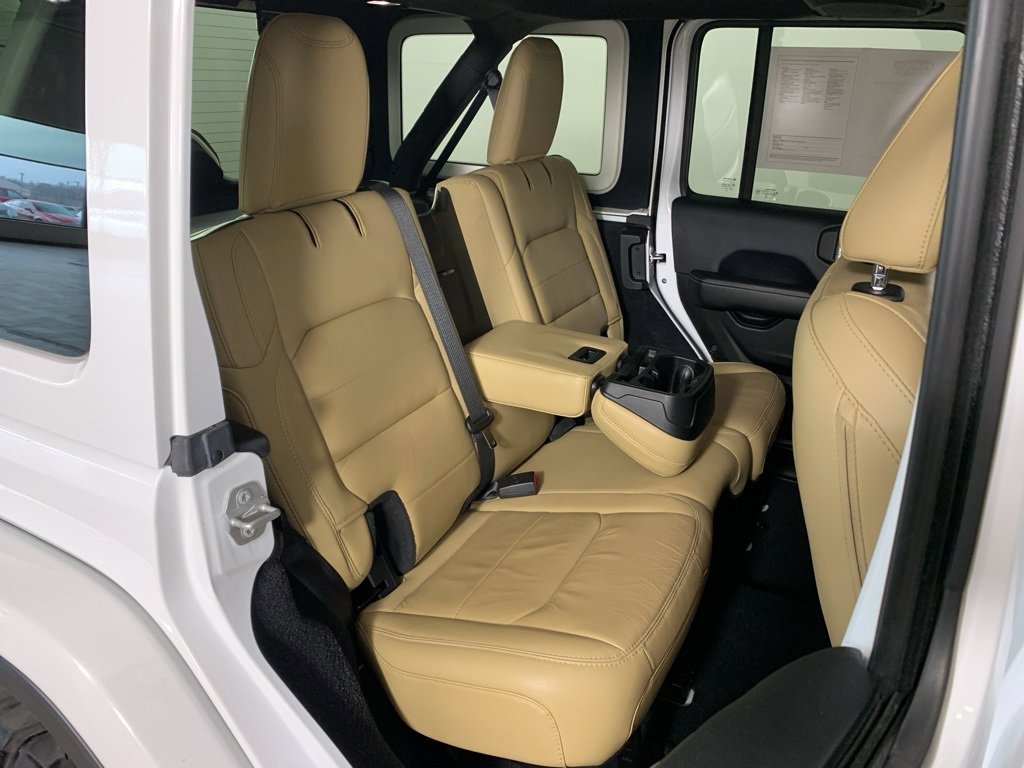 Used 2019 Jeep Wrangler Unlimited Sahara w/ Quick Order Package 24M Moab image 34