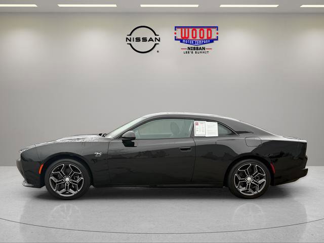 Used 2025 Dodge Charger R/T w/ Plus Group image 6