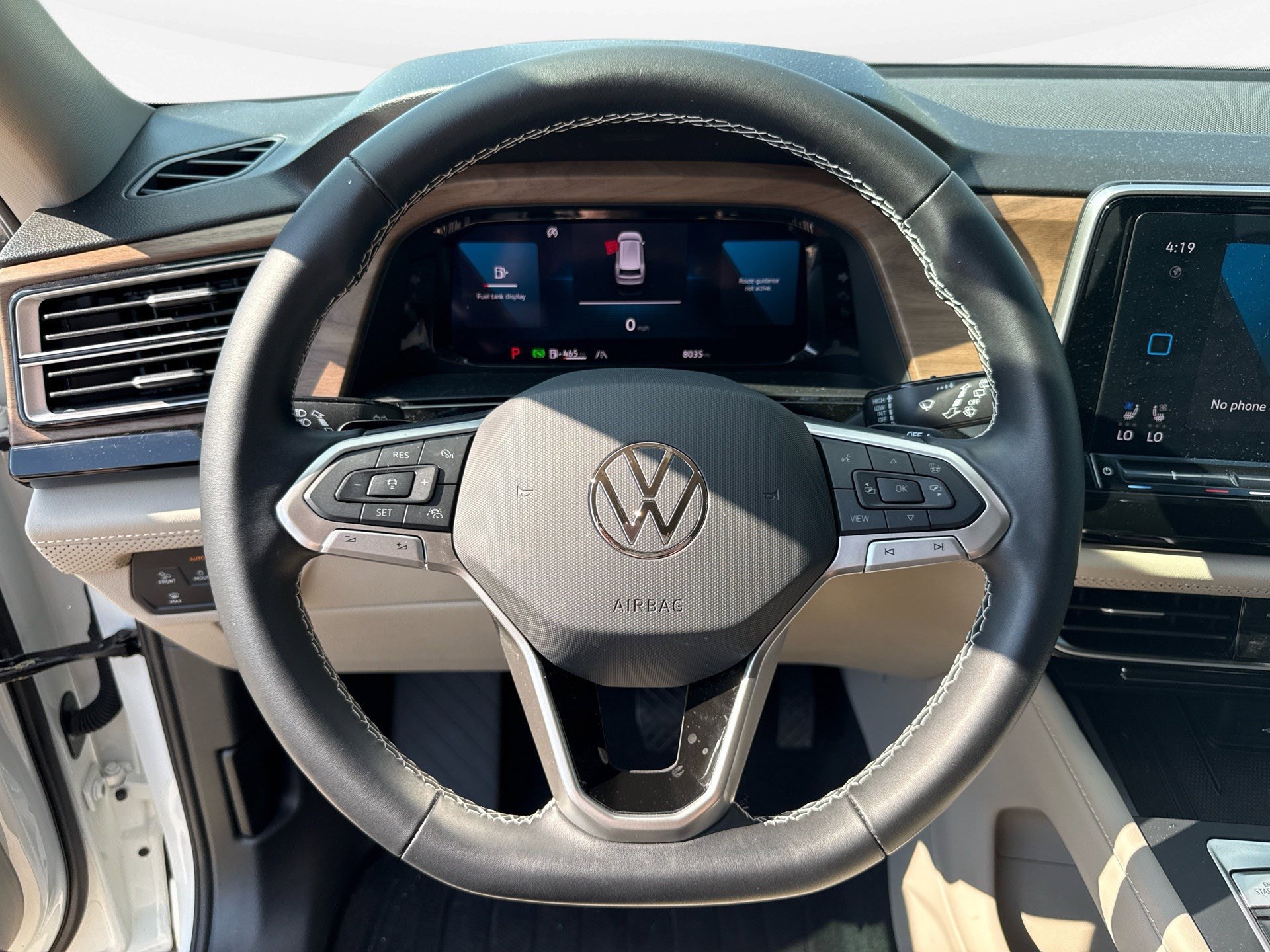 Used 2026 Volkswagen Atlas SE FWD image 12