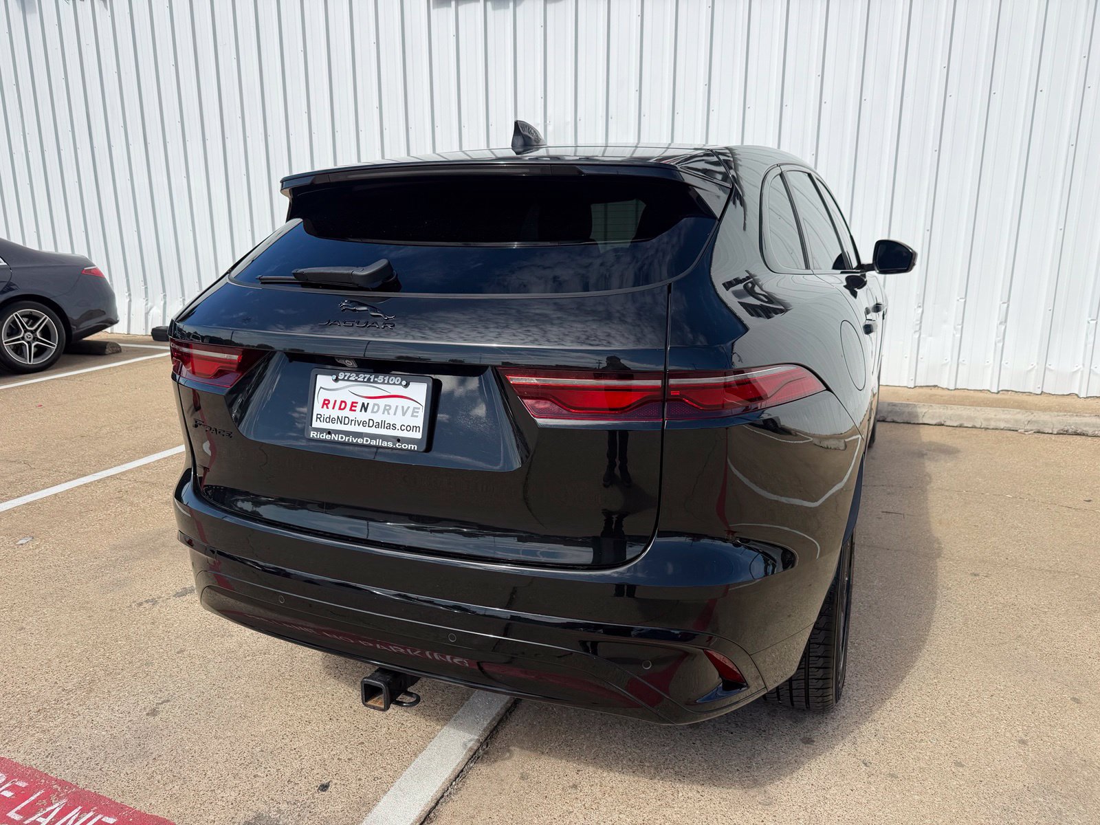 Used 2023 Jaguar F-PACE S AWD/4WD image 7