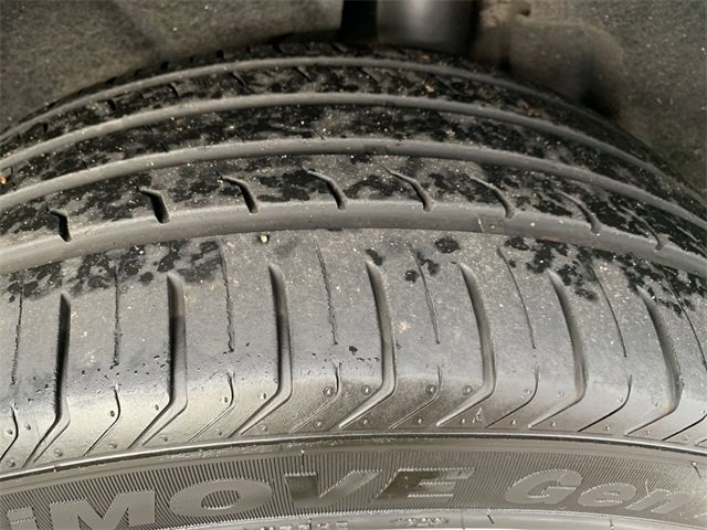 Used 2019 Volkswagen Tiguan SEL R-Line image 35