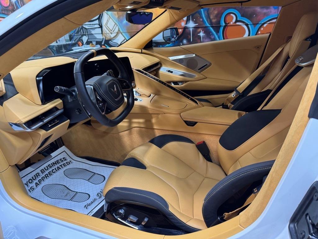 Used 2023 Chevrolet Corvette Stingray Premium Conv w/ Z51 Performance Package RWD image 9