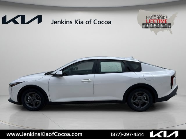 New 2026 Kia K4 FWD image 17