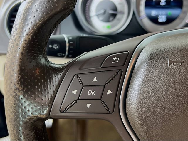 Used 2014 Mercedes-Benz C 300 4MATIC Sedan image 13