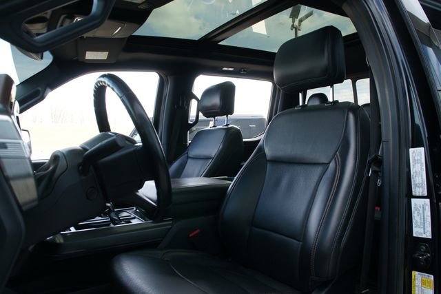 Used 2021 Ford F150 Lariat w/ Equipment Group 502A High image 19