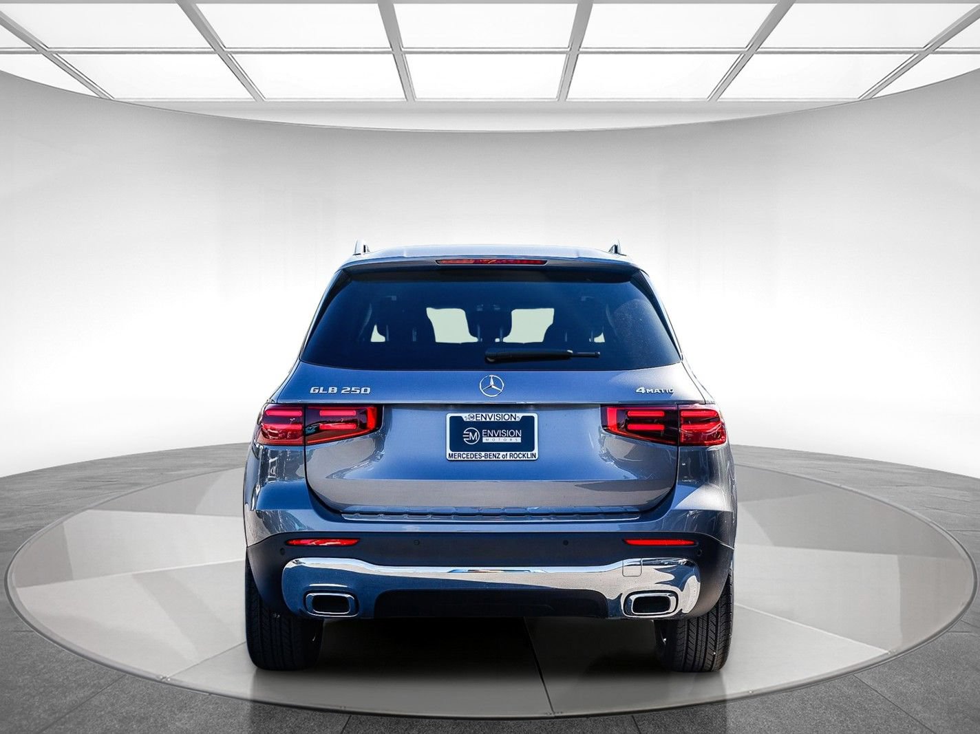 New 2026 Mercedes-Benz GLB 250 4MATIC image 3