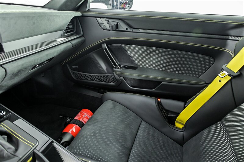 Used 2024 Porsche 911 GT3 RS RWD image 38