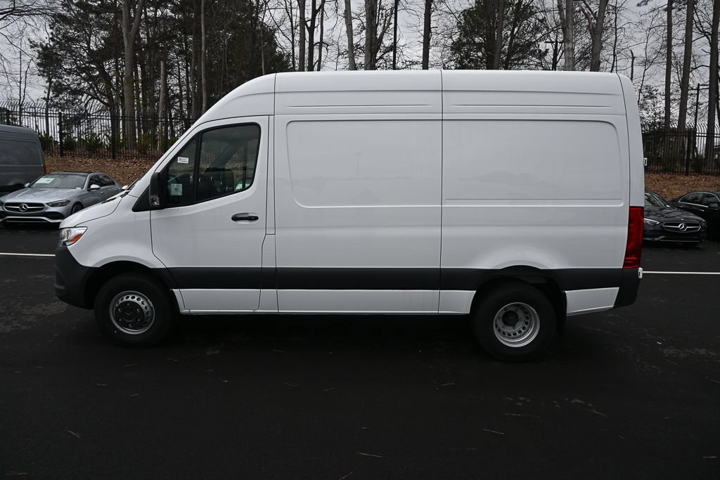 Used 2026 Mercedes-Benz Sprinter 3500 image 2